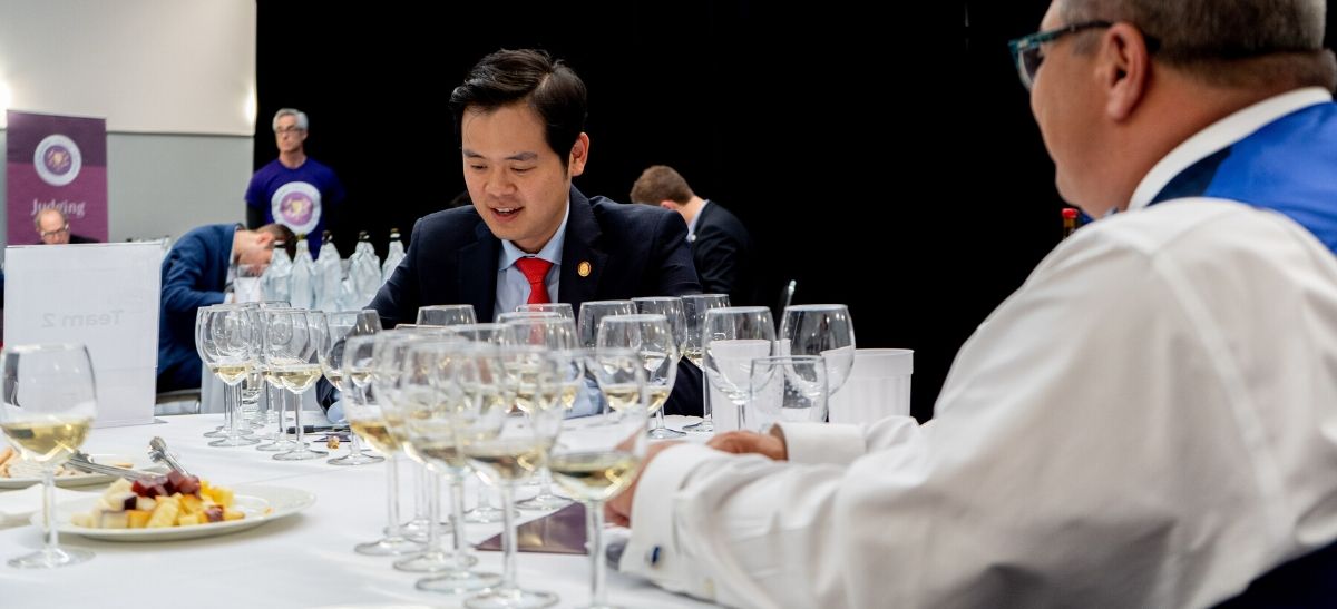 Photo for: Top Restaurant & On-Premise Wine Buyers In America To Panel The Sommeliers Choice Awards