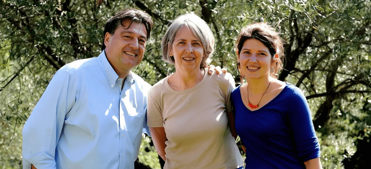 Photo for: Cape Bleue Rosé Earns Wine of the Year France at the Sommeliers Choice Awards