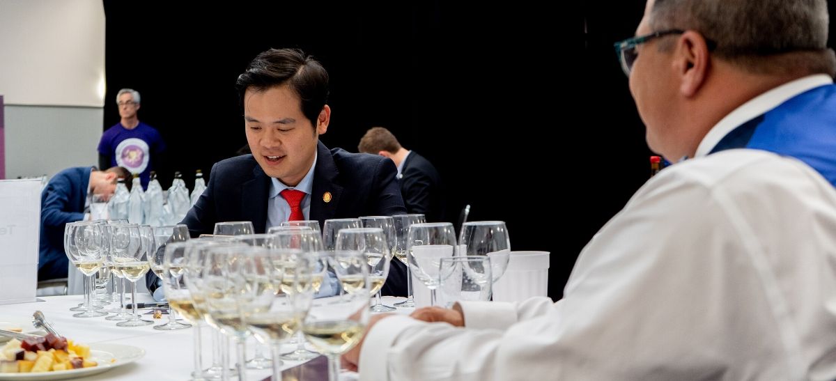 Photo for: Sommeliers Choice Awards - Benchmarking America's Wine Lists