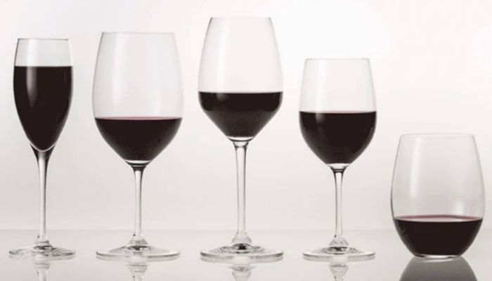 Different Sizes of Wine Glasses