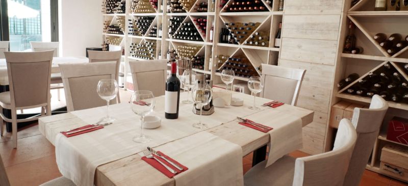 Photo for: How to Boost Your Wine Distribution in Restaurants