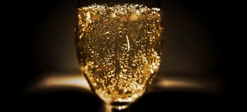 Photo for: The Fizzy Wine Revolution