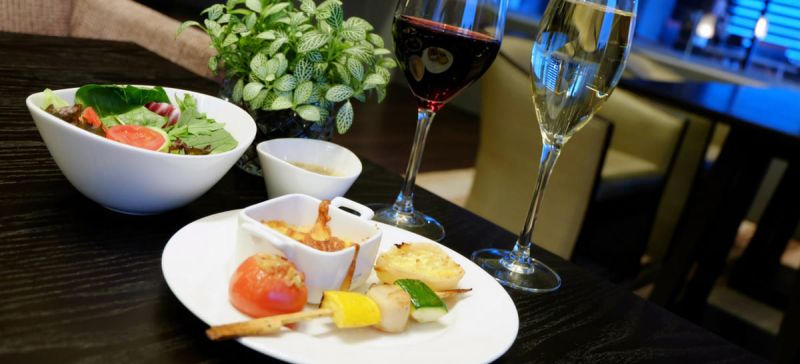 Photo for: Four Regions & Four Flavors: Wine of the World Paired With Thai Cuisine