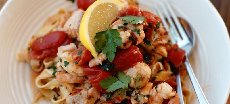 Photo for: Delicious Seafood Linguine